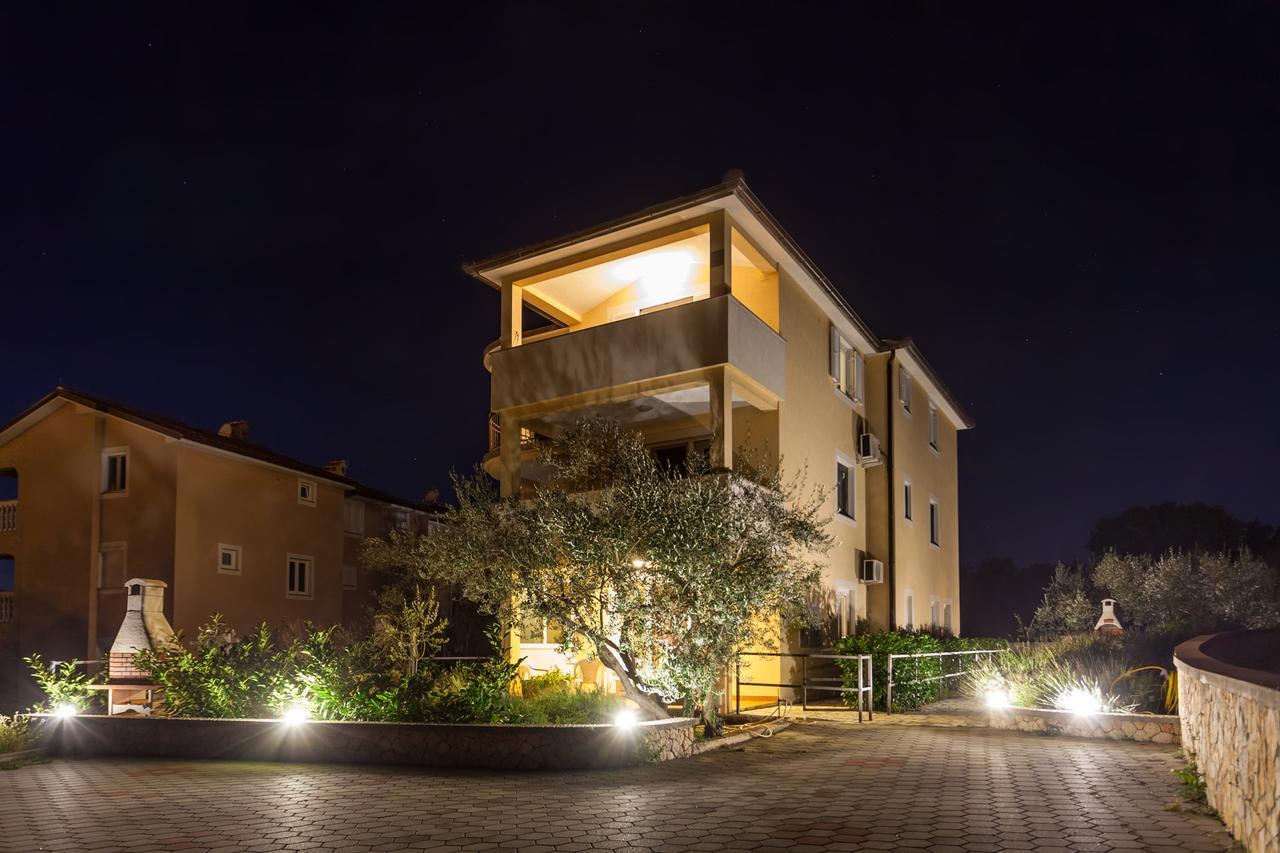 מאלינסקה Apartment Ivana 2435 מראה חיצוני תמונה